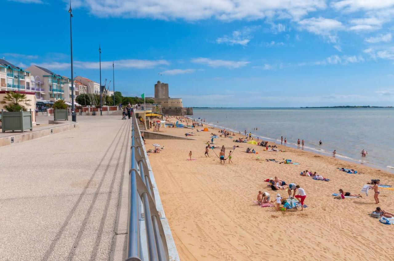 Presqu'ile Proche De La Parking Prive *